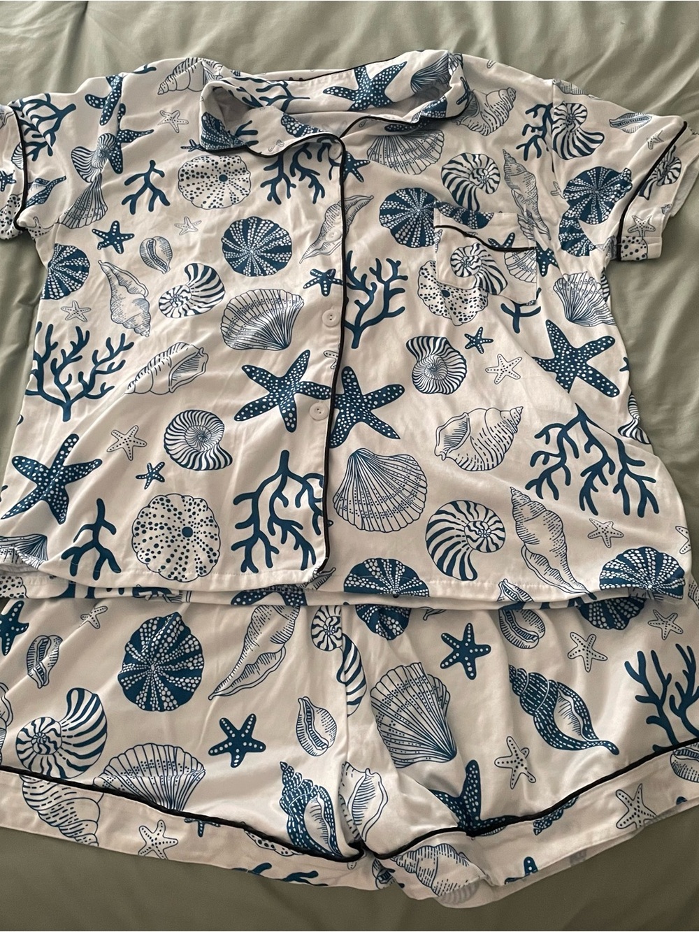 Women’s Sea Shell Print Pajama Set